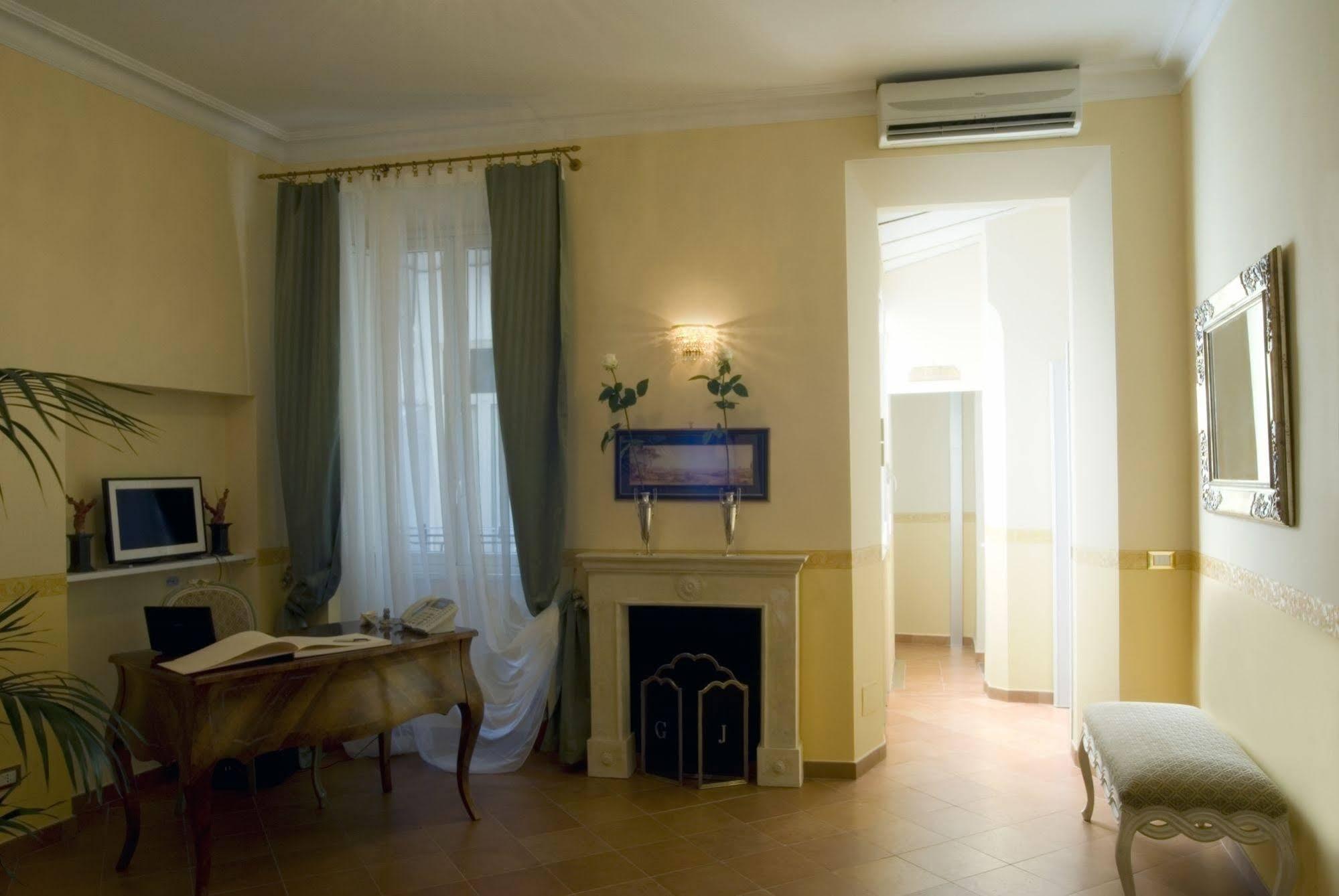 Residenza Gens Julia Panzió Róma Kültér fotó